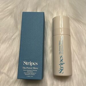 Stripes Power Move Plumping + Hydrating Serum with Hyaluronic Acid